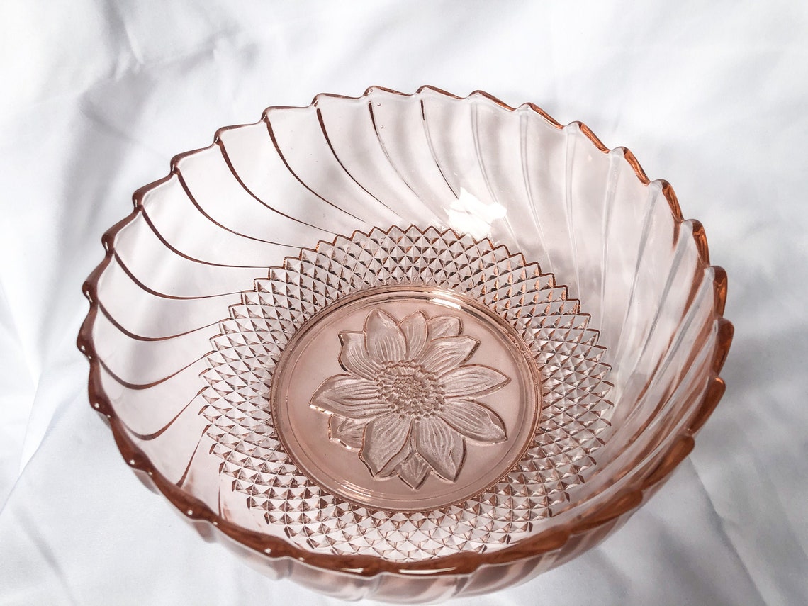 Big Indonesia Pink Depression Glass Bowl Open Rose Etsy