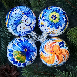 Ukrainian Christmas ornaments set , Baubles ornaments with Petrykivka painting, Unique holiday gift