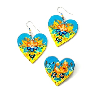 Dangle heart earrings and brooch with Petrykivka painting, Hand painted flat wooden earrings, Ukrainian gift set for women
