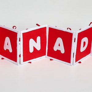 Cube sensoriel pour tout-petit, cube d'activités, tableau chargé pour activité sensorielle, cadeau de la fête du Canada