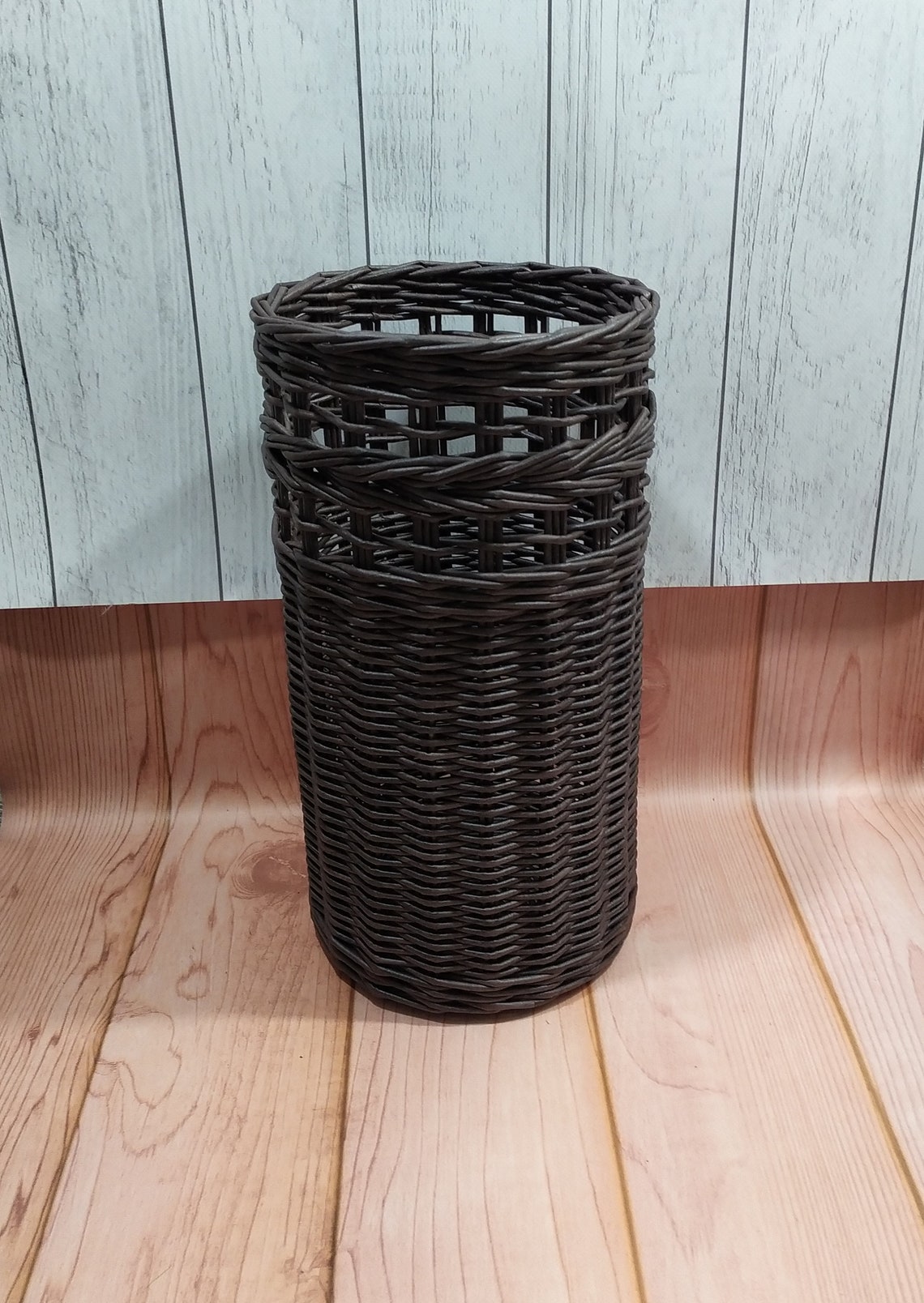 Round storage basket with lid wicker laundry basket round Etsy