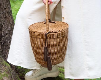 Style Woven Basket Bag: Handmade French Summer Purse