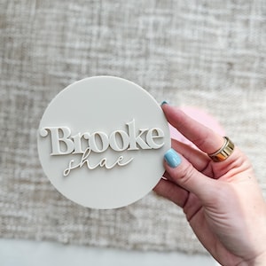 Round Baby Name Sign, 3D Name Sign, Newborn Baby Sign, Hospital Photo Prop, Baby Photo Prop, Baby Announcement Sign, Newborn Name Sign