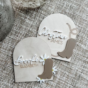 Cowgirl Boot Name Sign, Baby Name Sign, Floral Name Sign, Western Baby Sign, Cowboy Name Sign, Cowgirl Name Sign, Name Sign Baby Nursery