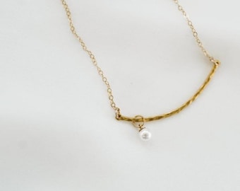 Hammered Bar Pearl Necklace: 18k Gold Vermeil, Handmade