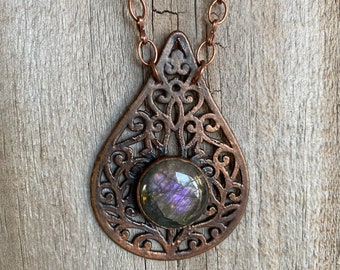 Labradorite Filigree Necklace ~ Copper Electroformed, Crystal Jewelry, Witchy Jewelry, Boho Jewelry, Earthy Jewelry