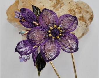 Handgefertigte Kupfer Blumen Haargabel: Amethyst, Süßwasserperle & Kristalle