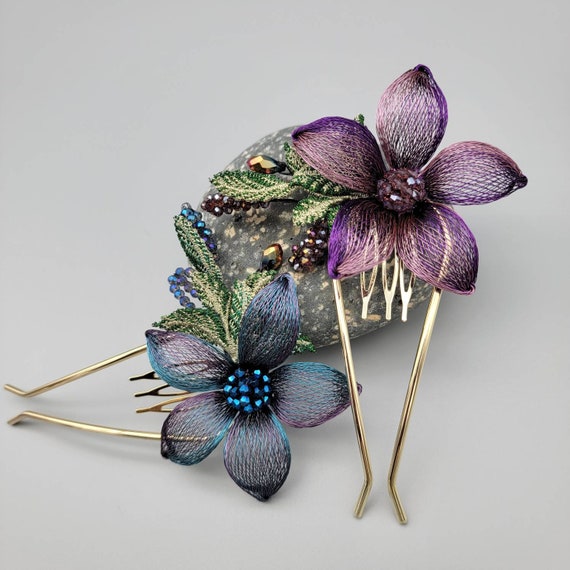 Handmade 3D Flower Hair Comb: Beaded Embroidered Leaves - Etsy display picture 1
