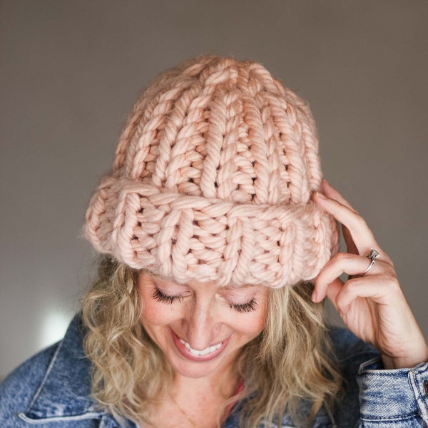 Knitting Pattern / 1.5 Hours Beanie / Unisex Chunky Hat / Easy Knit Hat / One Skein / Straight Needles / Knit Flat Chunky Hat Pattern PDF