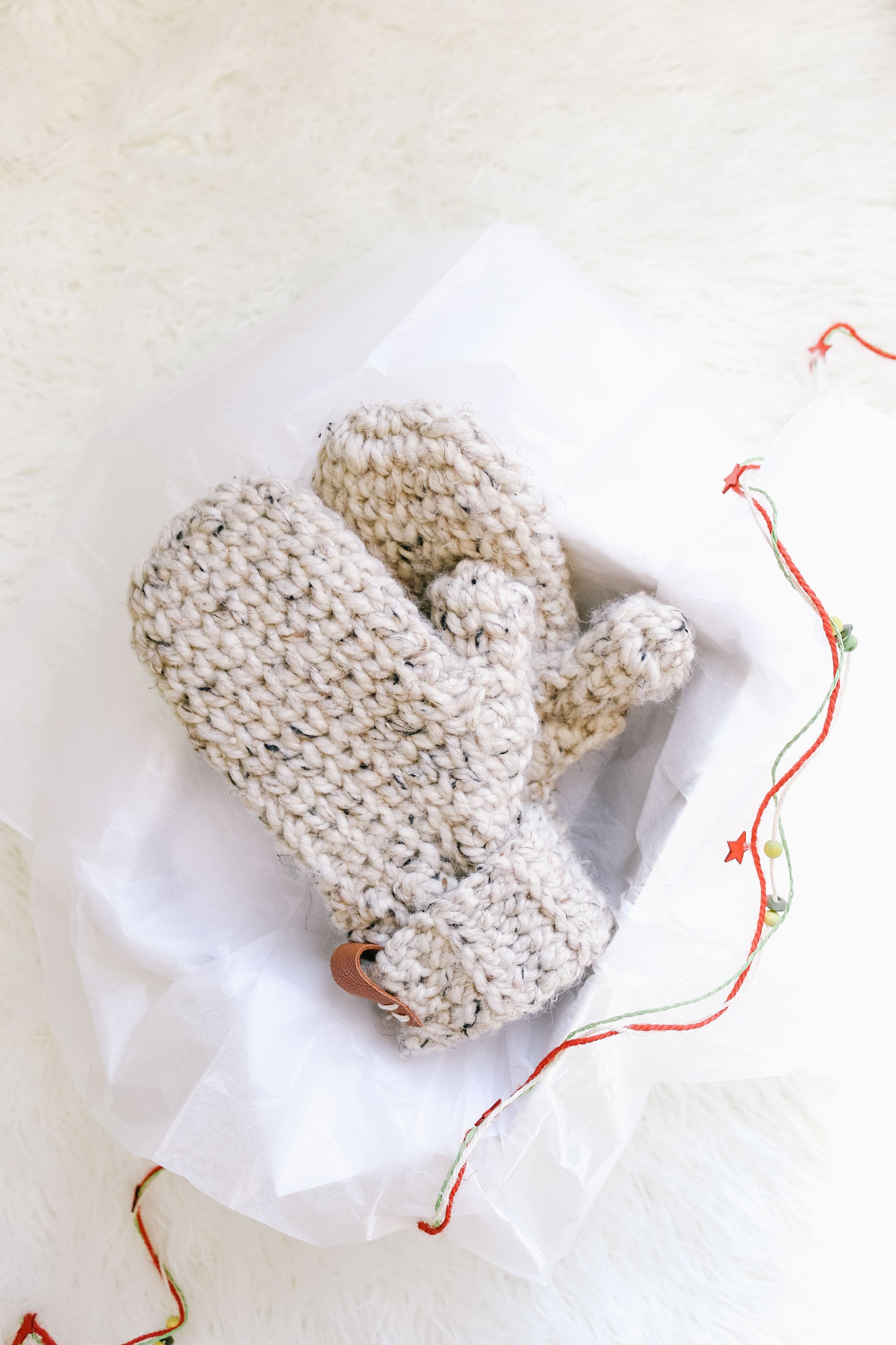 39 Crochet Mittens with Ornaments, Fingerless Mitts, and Baby Sets 32 Crochet Pattern / Easy Crochet Mittens / Chunky Mittens /