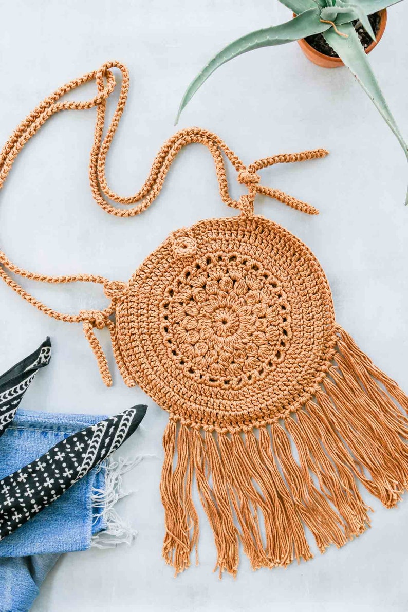 Crochet Pattern / Round Crochet Hippie Purse / Easy Boho Purse / Round Bohemian Bag / Fringe / Street Fair Boho Purse Pattern PDF image 8