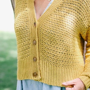 Crochet Pattern / Easy Cropped Cardigan / Seamless Sweater / Buttons / Crop / Lightweight Cardi / Beginners / Yarrow Cardigan Pattern PDF image 3