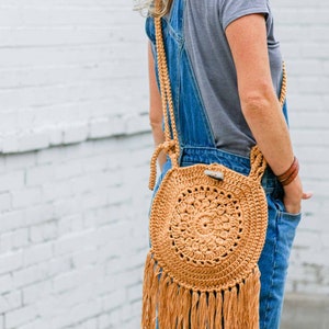 Crochet Pattern / Round Crochet Hippie Purse / Easy Boho Purse / Round Bohemian Bag / Fringe / Street Fair Boho Purse Pattern PDF image 4