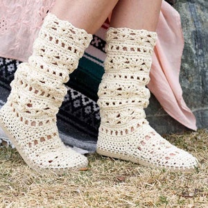 Crochet Pattern / Lightweight Boots with Flip Flop Soles / Lacy Crochet Shoes / Boho Summer Slippers / Coachella Boots Crochet Pattern PDF image 3