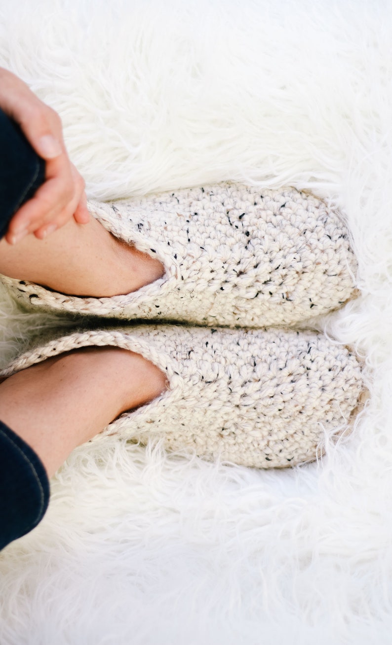 Crochet Pattern / Slippers With Flip Flop Soles / Crochet Winter Slippers / House Shoes / Women's Crochet Chukka Slippers Pattern PDF image 6