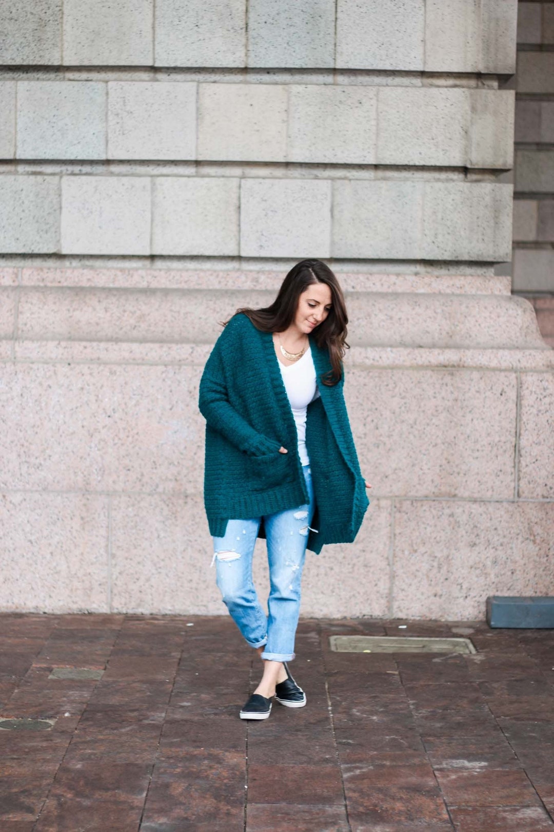 Crochet Pattern / Chunky Cardigan With Pockets / Oversized Sweater /women's Crochet Sweater Pattern / Staycation Sweater Crochet Pattern PDF