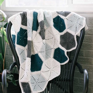 Crochet Pattern / Easy Blanket Made From Hexagons / Join As You Go Baby Blanket / Baby Shower Gift / Quinn Hexie Crochet Blanket Pattern PDF image 3