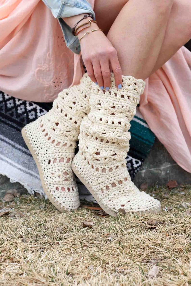 Crochet Pattern / Lightweight Boots with Flip Flop Soles / Lacy Crochet Shoes / Boho Summer Slippers / Coachella Boots Crochet Pattern PDF image 1