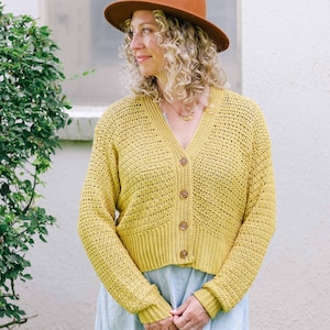 Crochet Pattern / Easy Cropped Cardigan / Seamless Sweater / Buttons ...