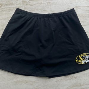 Custom college embroidered skirt| College bed party
