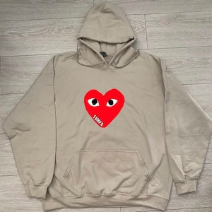 Heart design hoodie custom for any college| College bed party