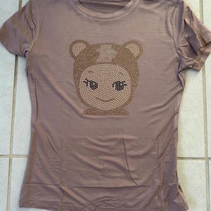 Camiseta de bebé personalizada con diamantes de imitación de Sonny Angel para fiesta en la cama universitaria imagen 2