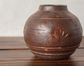 Small round vase