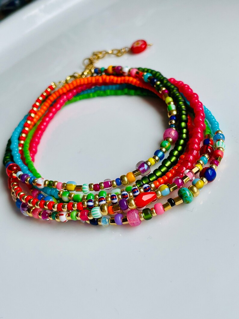 Lange ketting kleurrijke kralen parelketting armband wikkel turquoise rood groen oranje boho stijl hippieketting afbeelding 3