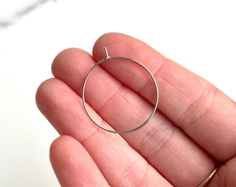 Cerchi per orecchini in acciaio inossidabile chirurgico 316 da 20 mm, IPOALLERGENICO, filo auricolare in argento, risultati di orecchini, risultati di gioielli, anelli con ciondoli per vino BULK