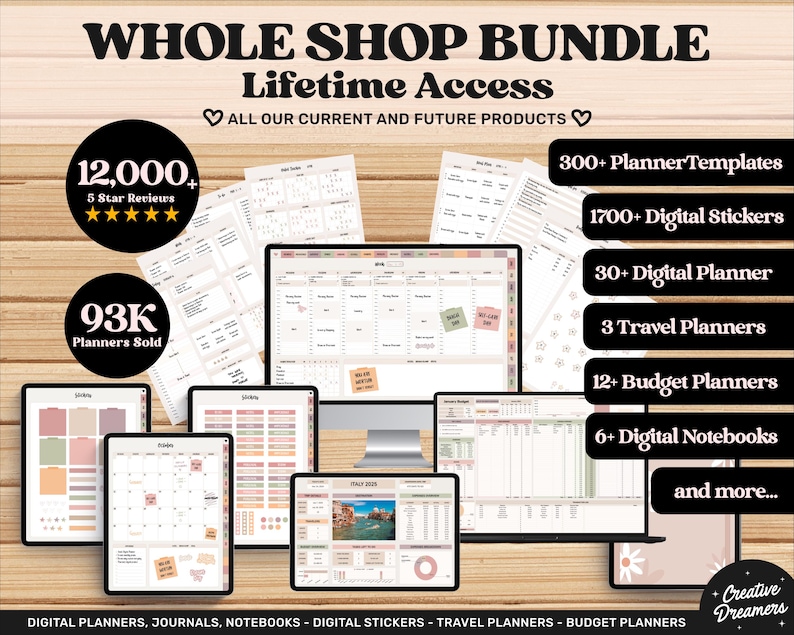 Op de afbeelding: Een digitale plannerbundel met een roze en bruine kleurstelling. De bundel bevat meer dan 300 planner sjablonen, 1700 digitale stickers, 30 digitale planners, 3 reisplanners, 12 budgetplanners, 6 digitale notitieboekjes en meer. De tekst "WHOLE SHOP BUNDLE Lifetime Access" staat bovenaan de afbeelding. De tekst "ALL OUR CURRENT AND FUTURE PRODUCTS" staat onder de titel. De tekst "12,000+ 5 Star Reviews" staat in de linkerbovenhoek van de afbeelding. De tekst "93K Planners Sold" staat in de linkerbenedenhoek van de afbeelding. De tekst "Creative Dreamers" staat in de rechterbenedenhoek van de afbeelding.