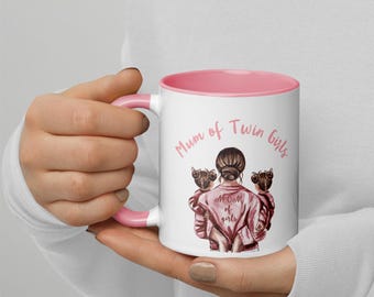 Taza de cerámica con el mensaje "Girl/Girl Twin Love" (Amor de niña/niña): diseño colorido de mamá y gemelos