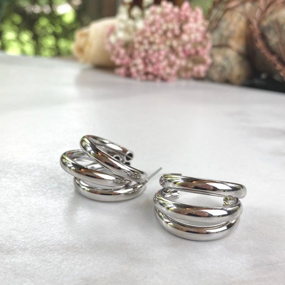 [LLOYD] 韓国☆Three-line ring gold & silver Earrings Amazon.com: Three-Ring Hoop Earrings for Women Modern Gold