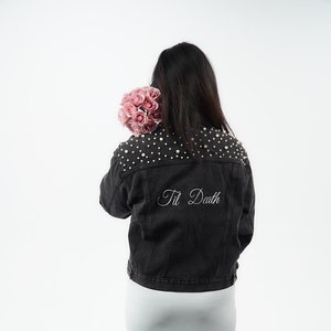 PERSONALISIERTE Perle bestickte Braut Denim | Mrs Denim Brautjacke | Angepasste Hochzeit Jeansjacke | Braut Jeansjacke | Bis zum Tod