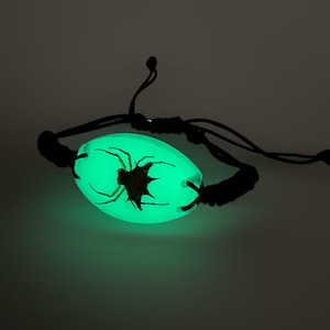 Glows in the Dark Spiny Spider Bracelet  1.3x0.9x0.5 in