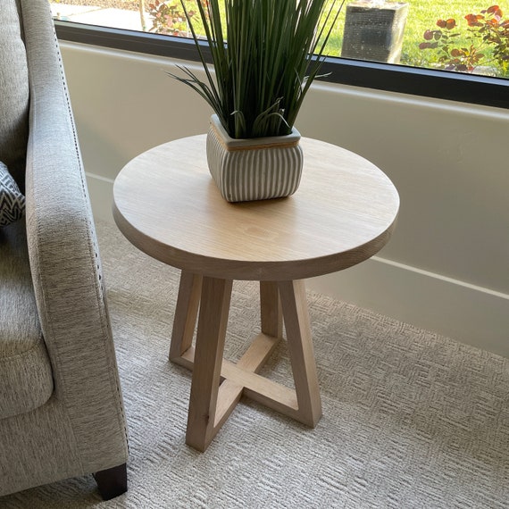 White oak round side table deals