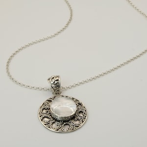 Parelmoer Sterling zilveren hanger + ronde Rolo-ketting, Bali ronde hanger, handgemaakte Neckless, Artesische sieraden