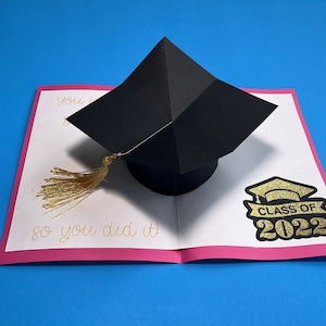 Mécanisme de carte pop-up 3D DIY pour remise de diplôme.