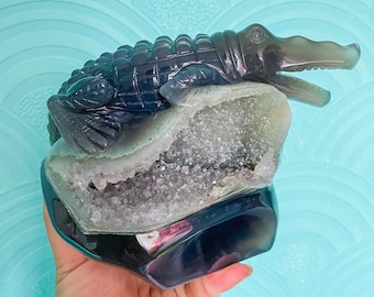 Amethyst crystal Alligator hand carving sculpture large crystal home decoration | alligator sculpture | High end crystal home decor