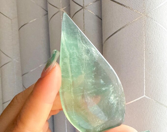 Green fluorite flame point healing crystal home decoration meditation | gift for her |gift for him |crystal gift