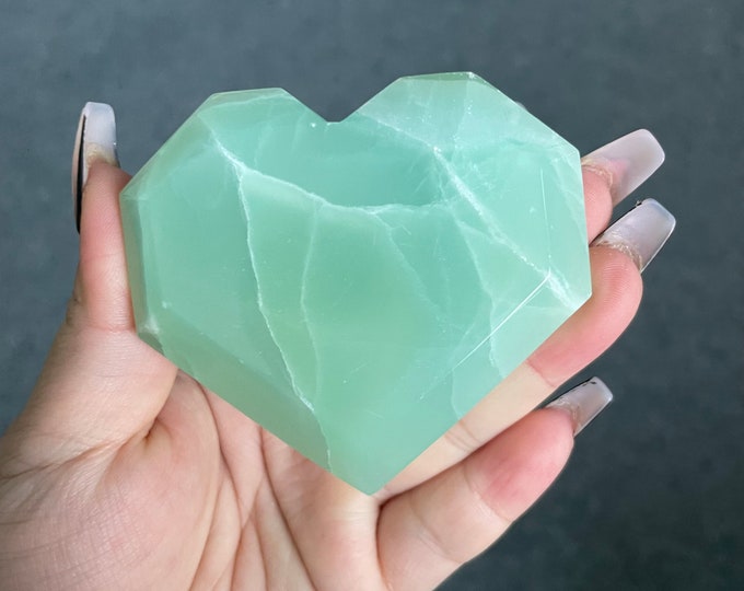 Pistachio calcite heart | crystal heart reiki healing meditation crystal healing journey home decoration