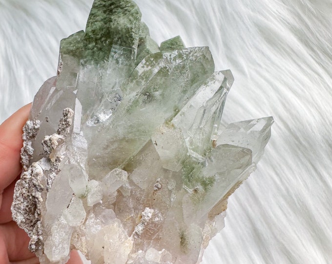 chlorite quartz mineral specimen | premium crystal cluster | crystal healing home decoration | healing crystal | crystal decoration