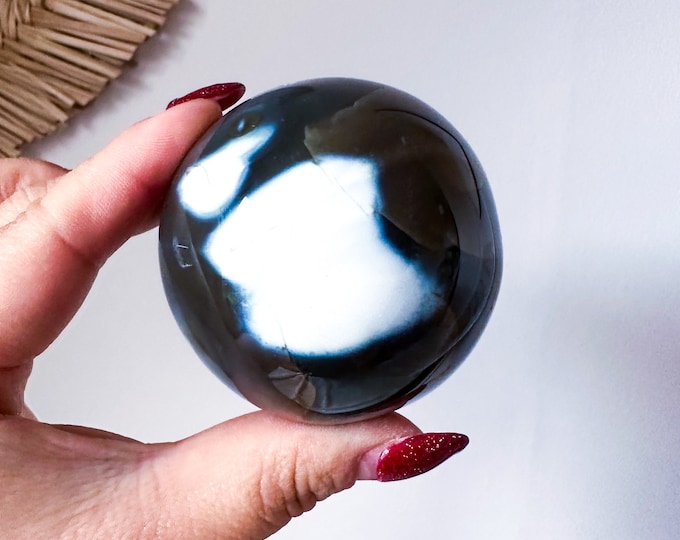 Orca Agate natural crystal sphere| unique crystal home decor| Tranquility home style | Earthy decor | Oceanic decor | unique gift idea