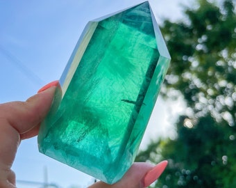 Green fluorite tower healing crystal