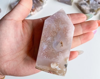 Druzy flower agate geode Crystal tower pink flower agate crystal tower healing crystal home decor