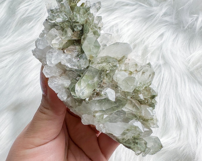 chlorite quartz mineral specimen | premium quartz crystal cluster | crystal healing home decoration | healing crystal | crystal decoration