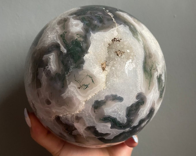 Natural Moss Agate Sphere - High Quality large Druzy Healing Crystal for Home Decor and Meditation