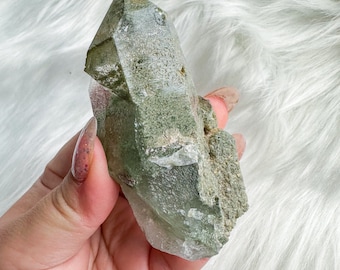 chlorite quartz mineral specimen | premium quartz crystal cluster | crystal healing home decoration | healing crystal | crystal decoration