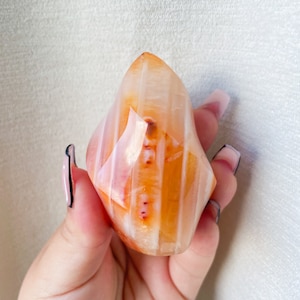 Carnelian crystal flame | Carnelian home decoration | carnelian stone healing crystal | birthstone gifts| wedding anniversary gift