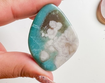 green flower agate  small crystal freeform |healing crystal | birthday gift|anniversary gift