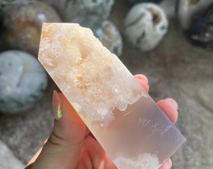 Druzy flower agate geode Crystal tower pink flower agate crystal tower healing crystal home decor